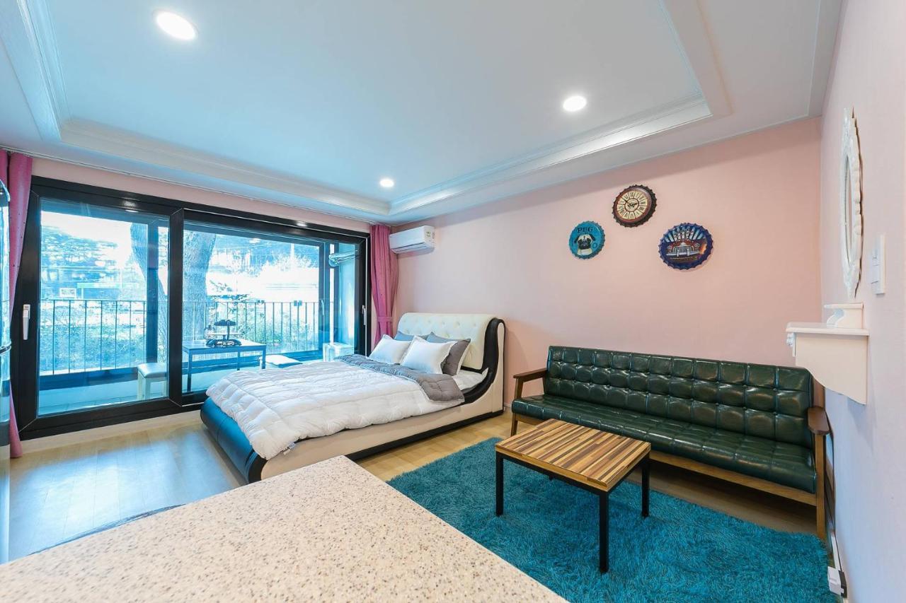 Gangneung Haesolnaeeum Pension Exterior foto